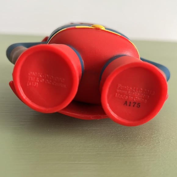 Funko Domo dressed as Superman - Picture 5 of 5